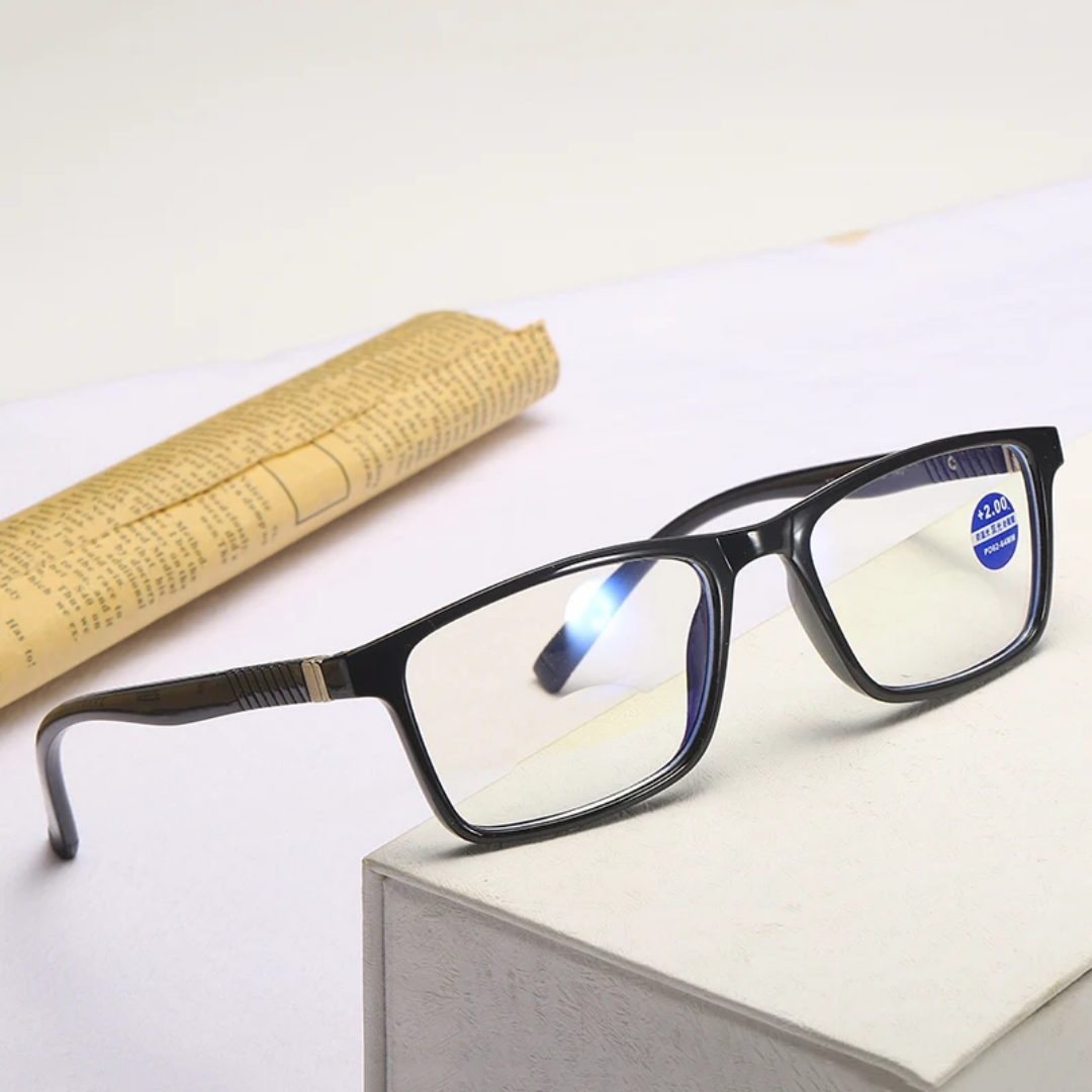 Des lunettes de lecture avec zoom.